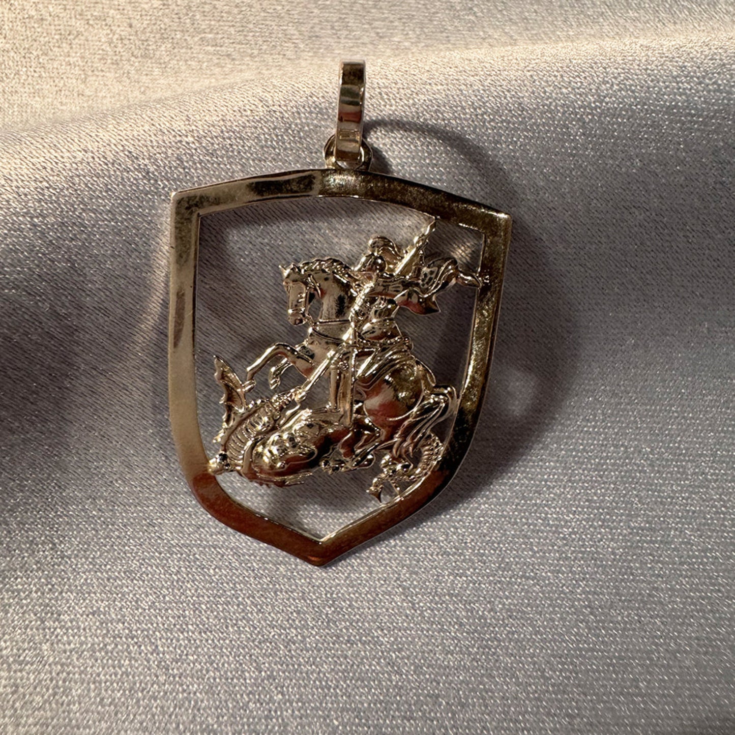 Pingente São Jorge Médio