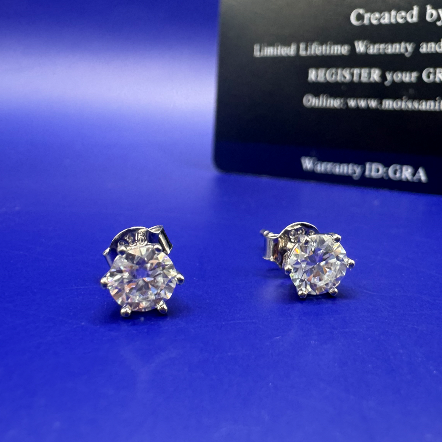 Brinco Cálice em Prata 925 Moissanite de 6mm