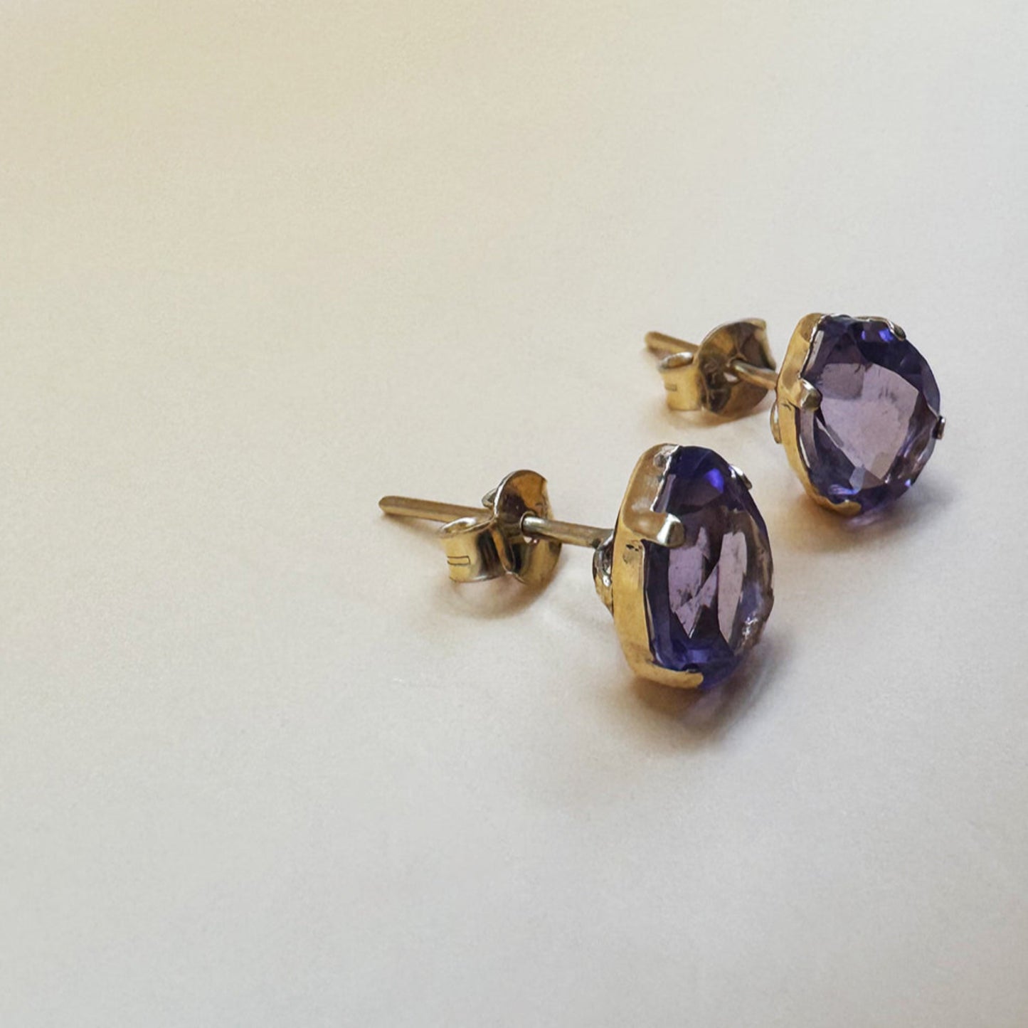 Brinco Ouro 18k Gota Ametista Natural