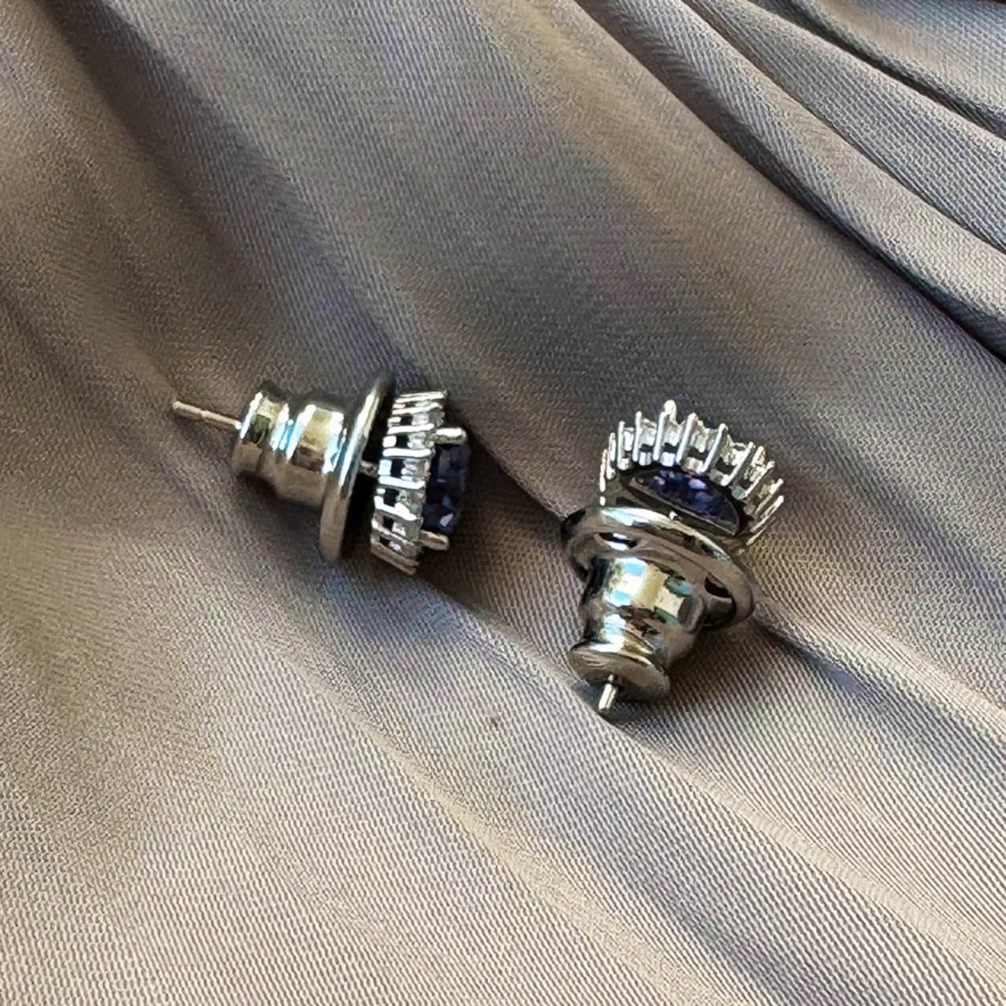 Brinco Princesa Tanzanita Oval em Prata 925 com Banho de Ródio