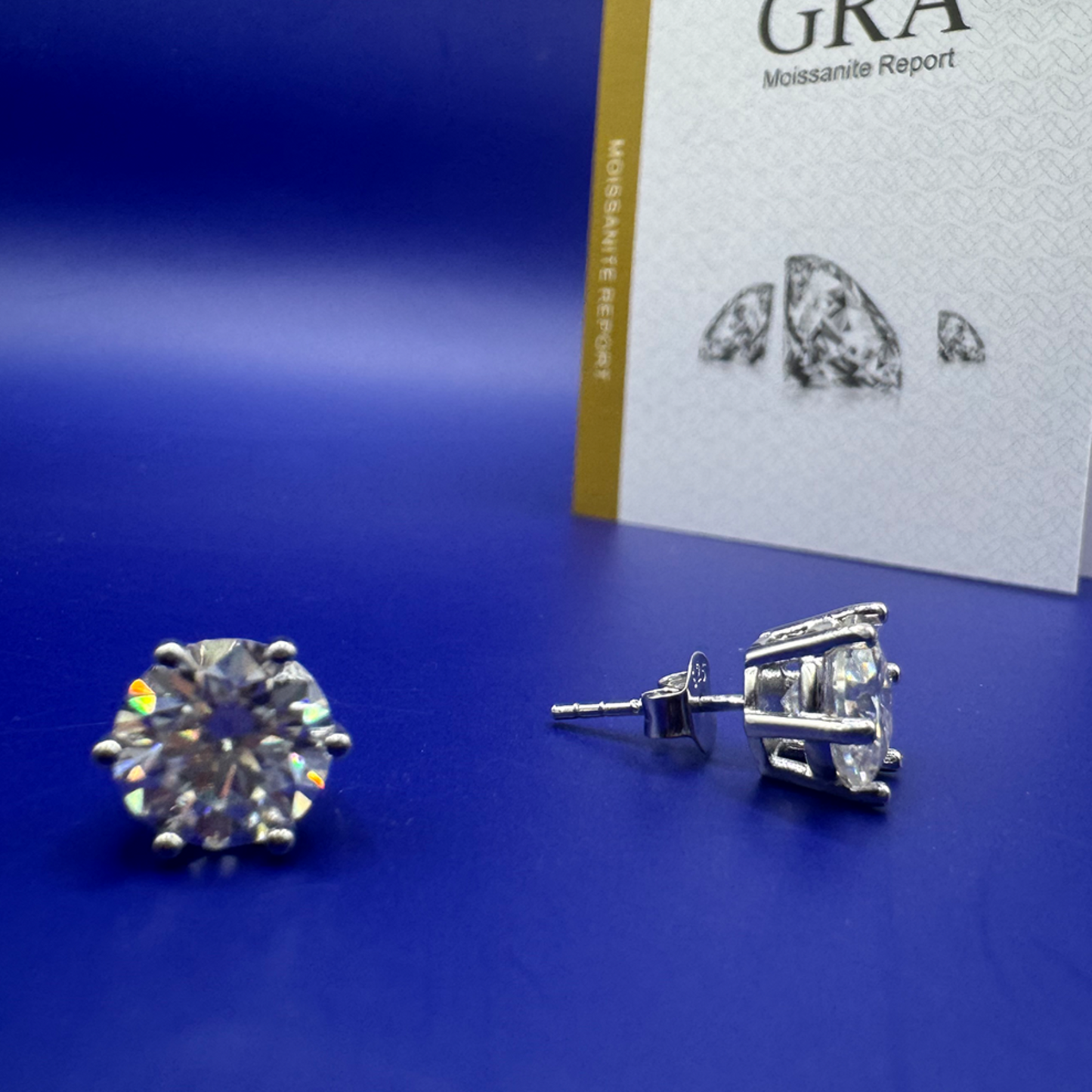Brinco Cálice em Prata 925 Moissanite de 8mm