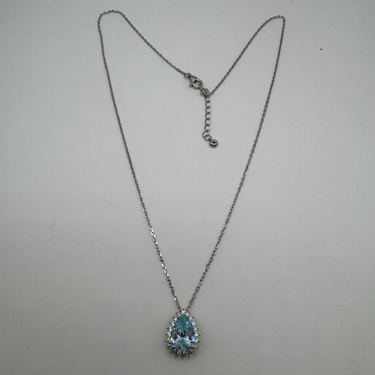 Colar Princesa Azul em Prata 925 com Banho de Ródio