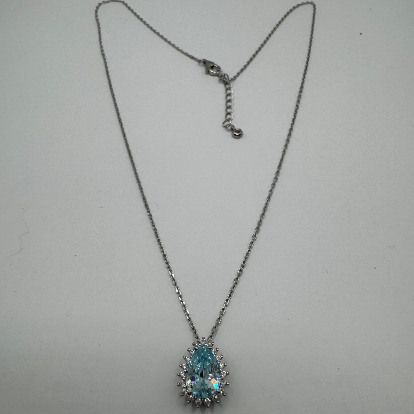 Colar Princesa Azul em Prata 925 com Banho de Ródio