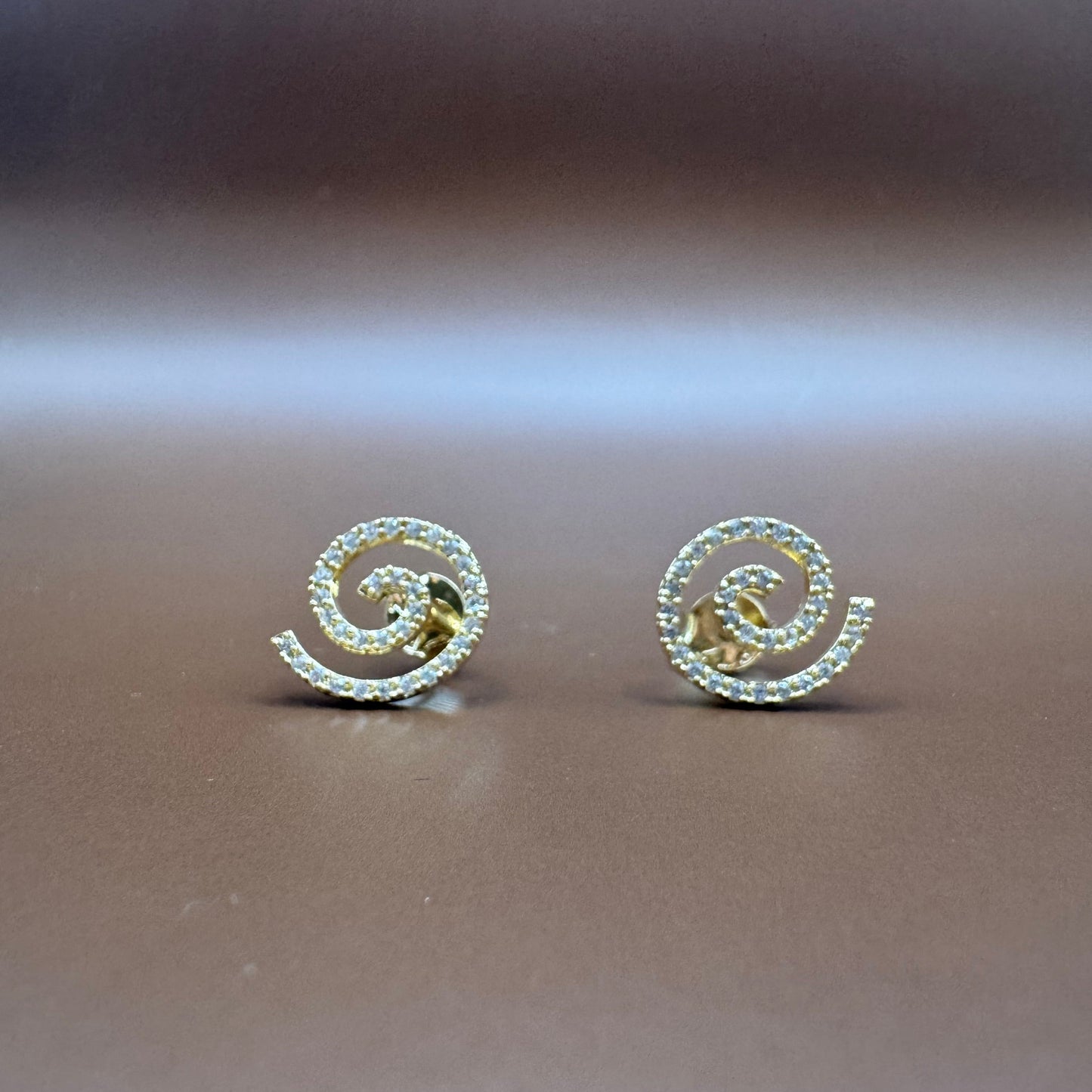 Brinco Espiral em Prata 925 com Banho de Ouro 18K