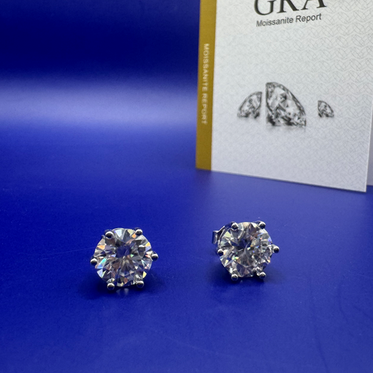 Brinco Cálice em Prata 925 Moissanite de 6mm