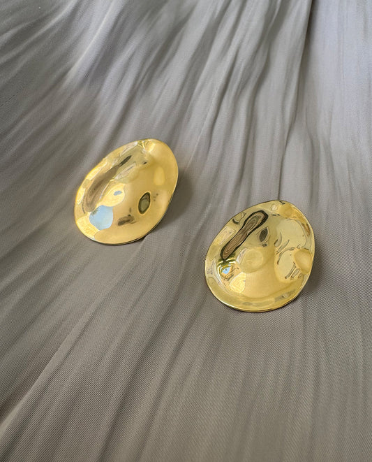 Brinco Maxi Martelado Banho de Ouro 18k