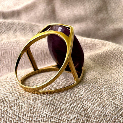 Anel em Ouro Amarelo 18k com Rubi Indiano Natural
