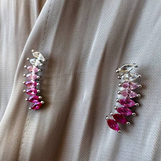Brinco Ear Cuff Degradê em Prata 925 com Banho de Ródio Princesa