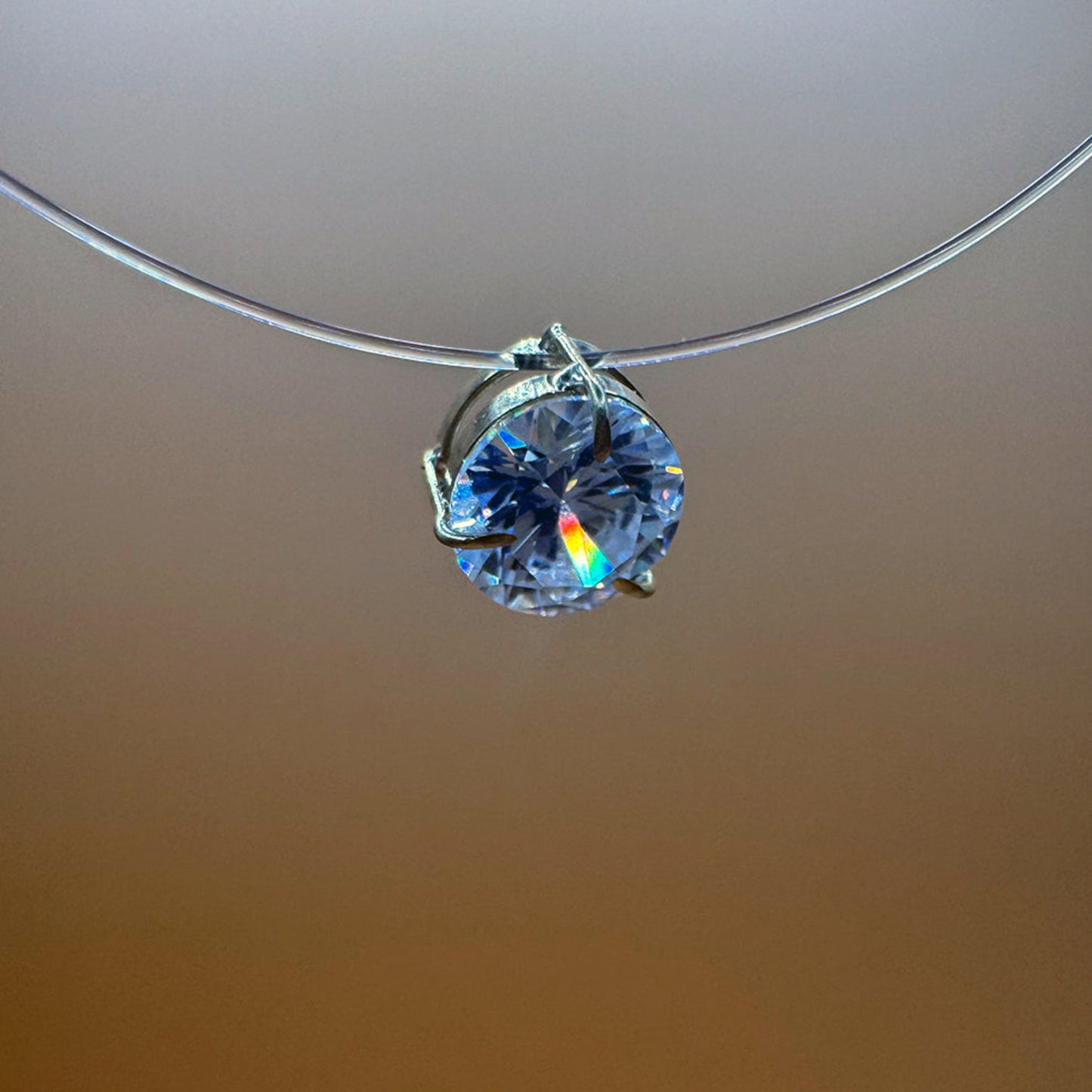 Colar Ponto de Luz 18k Zircônia e Fio de Nylon