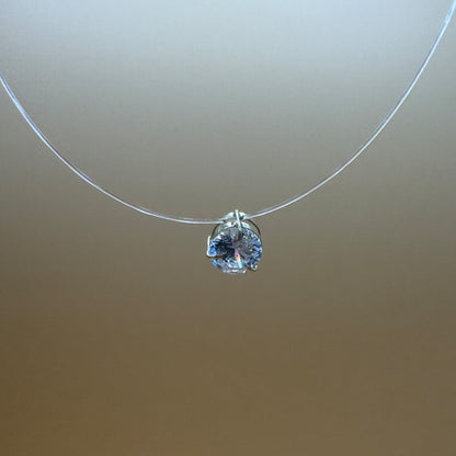 Colar Ponto de Luz 18k Zircônia e Fio de Nylon