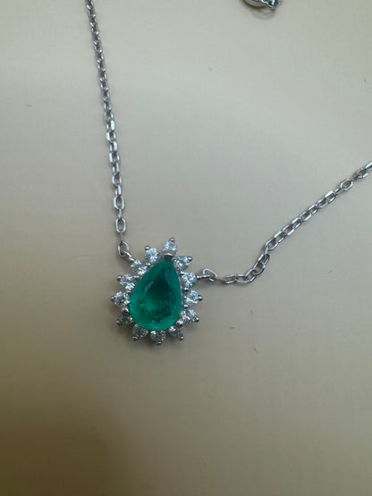 Colar Princesa Gota Verde colombiana em Prata 925 com Banho de Ródio